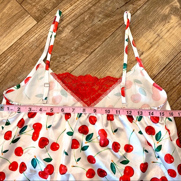 SOLD 💕NEW Boohoo Satin Cherry Sleep Set - Picture 13 of 16